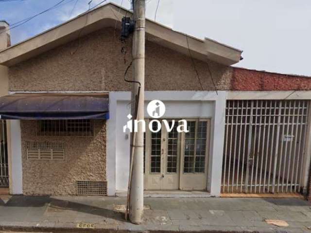 Casa à venda, 5 quartos, 1 suíte, 1 vaga, Abadia - Uberaba/MG