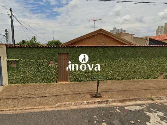 Casa à venda, 3 quartos, 1 suíte, Santa Maria - Uberaba/MG