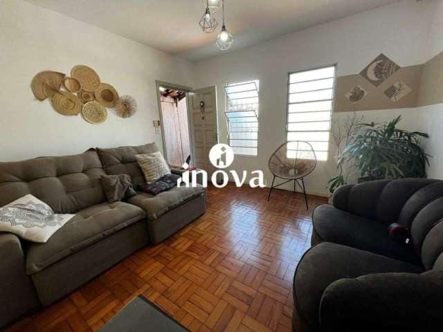 Casa à venda, 3 quartos, 2 suítes, 2 vagas, Alvorada, Vila - Uberaba/MG