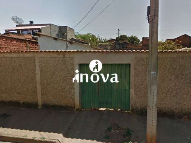 Terreno a venda, 2 quartos, 2 vagas, América - Jardim - Uberaba/MG