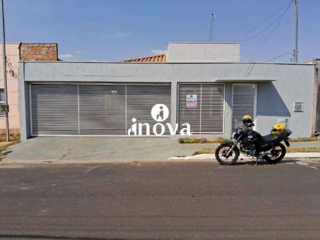 Casa Condomínio para aluguel, 2 quartos, 3 vagas, Vainice Andrade, Condomínio - Uberaba/MG