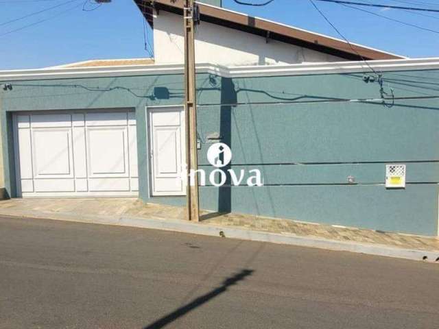 Casa à venda, 4 quartos, 1 suíte, 4 vagas, Costa Teles I - Uberaba/MG