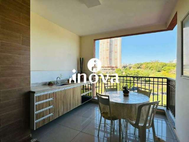 Apartamento à venda, 3 quartos, 2 suítes, 2 vagas, Mirante - Parque - Uberaba/MG