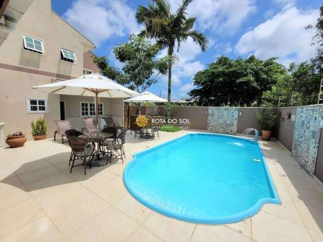 Casa à venda 4 quartos com piscina Praia de Mariscal Bombinhas SC