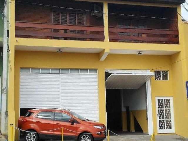 Excelente imóvel de 400m² com salão comercial!!!