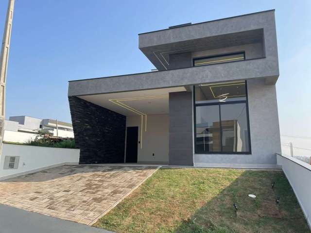 Casa Térrea c/ Pisicina de 140m² de Área Construída, Localizada no Condomínio Reserva Ipanema!