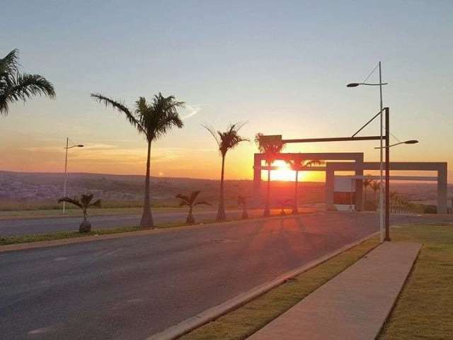 Excelente Terreno no Condomínio Terras de São Lucas em Salto de Pirapora com 250m².