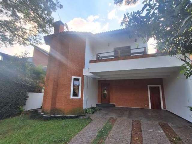 Casa em Condomínio para Locação em Santana de Parnaíba, Alphaville, 3 dormitórios, 1 suíte, 3 banheiros, 4 vagas