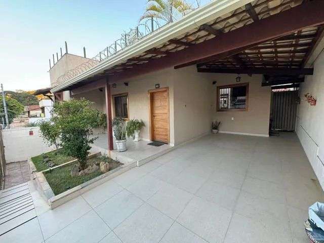 Casa com 3 Quartos à venda, 384 m² por R$ 1.450.000 - Santa Amélia - Belo Horizonte/MG