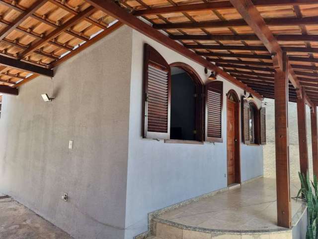 Casa com 3 quartos à venda, 130 m² por R$ 400.000 - Piratininga (Venda Nova) - Belo Horizonte/MG