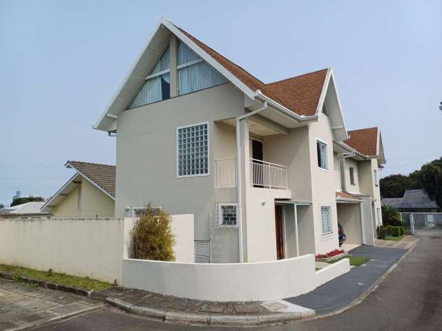 Casa em condomínio fechado com 3 quartos à venda na Rua João Baptista Groff, Orleans, Curitiba, 173 m2 por R$ 990.000