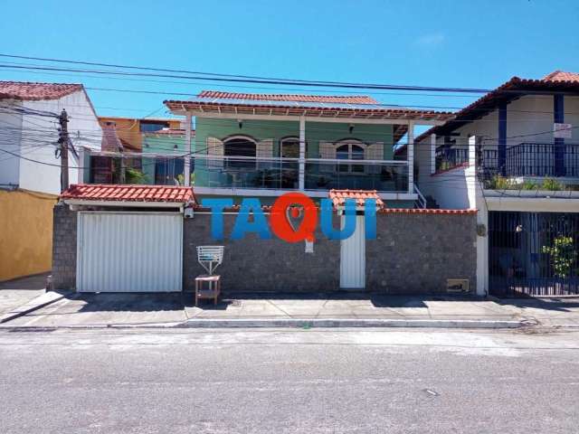 Vendo 2 Casas   1 Flat, no bairro Braga, CABO FRIO - RJ