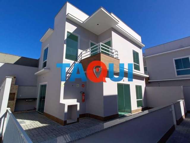 Casa duplex à venda, LANÇAMENTO, com 3 quartos sendo 02 suítes e Peró, CABO FRIO - RJ