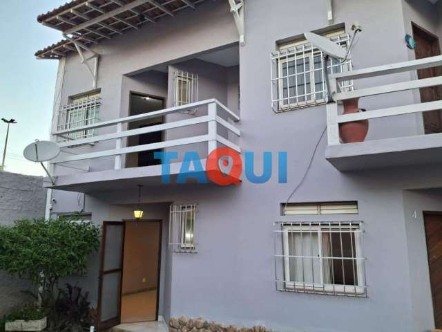 LOCAÇÃO de casa duplex com 3 quartos , Braga, CABO FRIO - RJ.