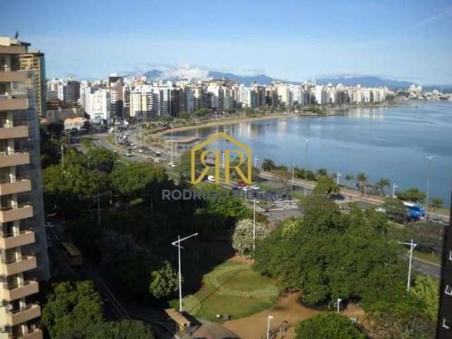 Apartamento com 4 quartos à venda na Rua Frei Caneca, --, Agronômica, Florianópolis por R$ 1.350.000