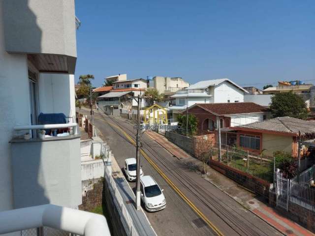 Apartamento com 3 quartos à venda na Rua Desembargador Gil Costa, --, Capoeiras, Florianópolis por R$ 585.000