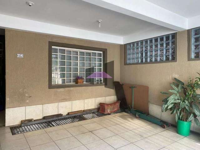 Casa com 3 quartos à venda na Rua Água Limpa, Vila Boaçava, São Paulo por R$ 490.000