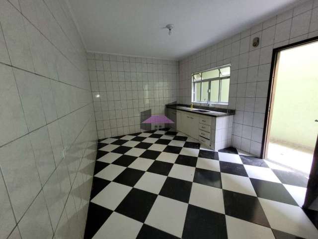 Casa com 3 quartos para alugar na Rua Padre José de Anchieta, Conjunto Residencial Morada do Sol, São Paulo por R$ 1.700