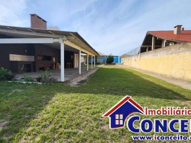 T397 - Excelente terreno de 600m² com vista para o mar em Mariluz