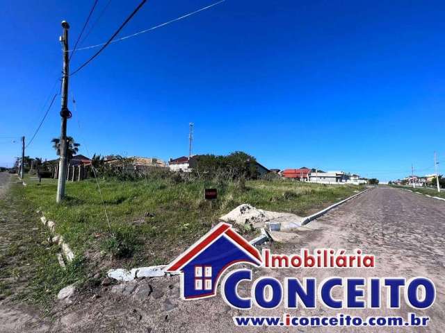 T1001 - Ótimo terreno de esquina localizado no Centro de Imbé