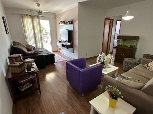 Apartamento com três dormitórios à venda, na Vila Betânia, com 88m².