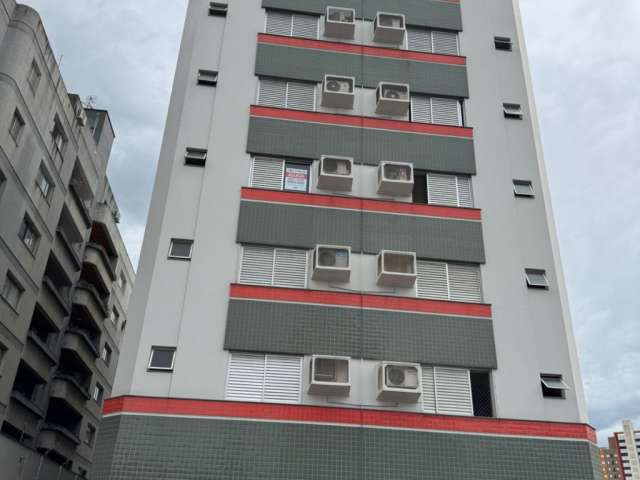 Apartamento de 1 dormitórios no Centro de Criciúma