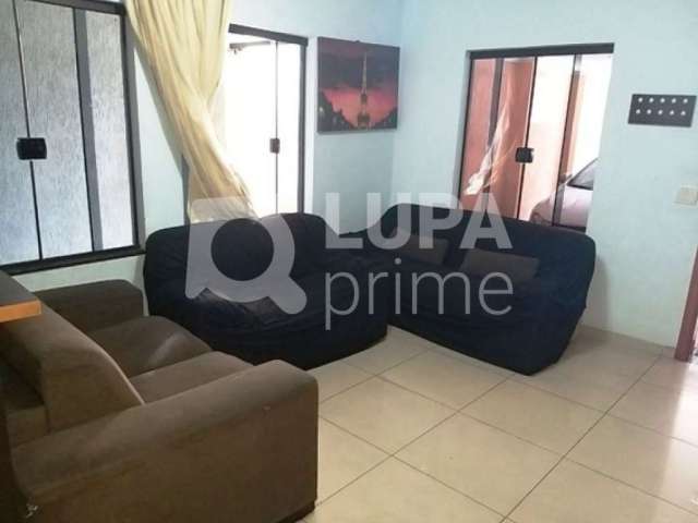 Sobrado com 3 Quartos e 340m² à venda na Vila Maria Alta!