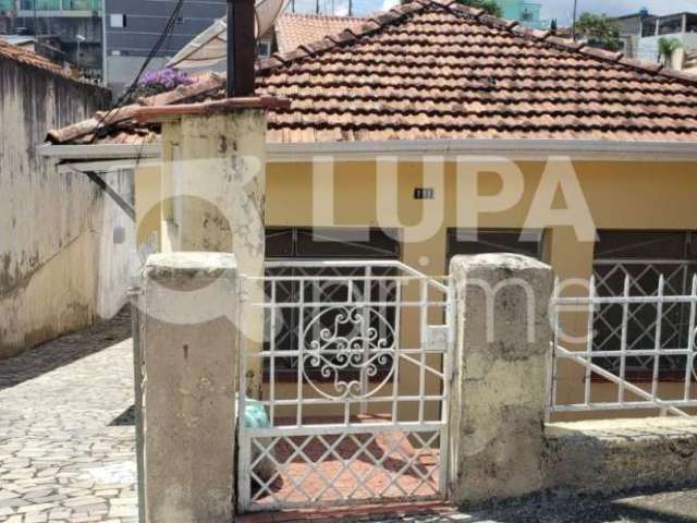 Casa térrea com 400 metros à venda no Parque Vitória!