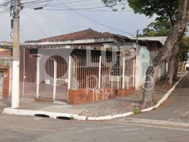 Casa Térrea com 3 dormitórios de 250m² à venda, na Bortolândia