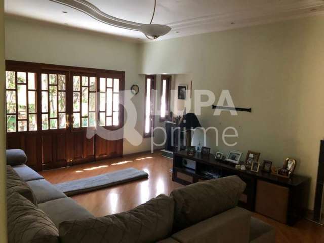 Casa com 2 dormitórios (1 suíte) e 3 banheiros à venda - Vila Guilherme