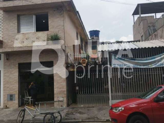 Casa Térrea com 4 dormitórios à venda na Vila Sabrina