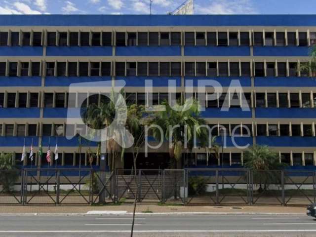 Prédio comercial com 3.561 m² para locação na Água Branca!