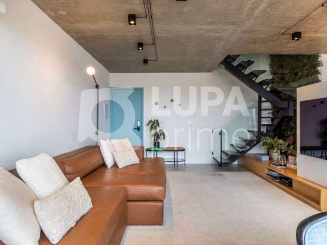 Apartamento Duplex com 1 dormitório á venda em Santana