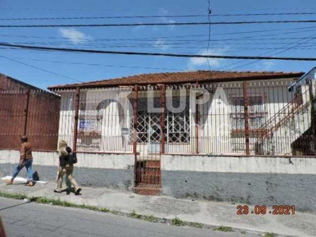 Casa térrea com 3 dormitórios à venda na Parada Inglesa!