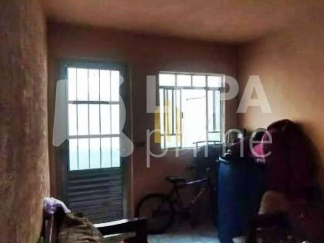 Casa com 3 quartos e 2 vagas de garagem à venda na vila maria