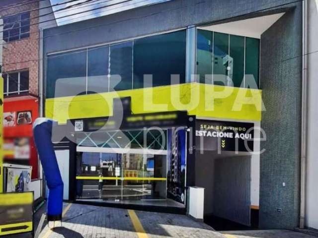 Prédio comercial com 150m² para locação no tucuvuvi