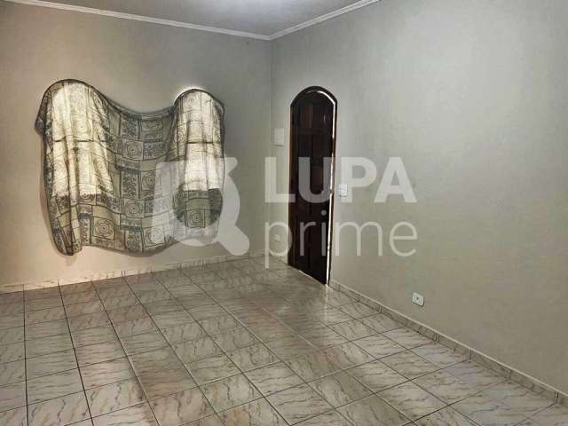 Casa com 2 quartos e 2 vagas de garagem à venda na vila sabrina