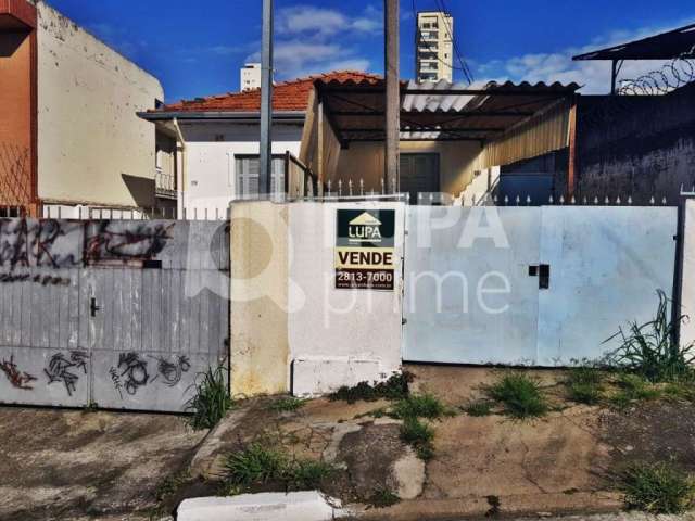 Casa térrea com 4 quartos e 2 vagas de garagem para renda, vila guilherme, são paulo