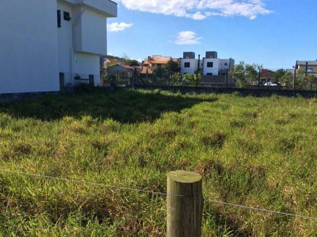 Terreno à venda no Bairro Ferraz em Garopaba-SC