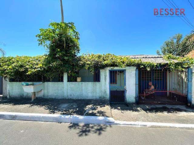 Casa com 3 dormitórios à venda, 75 m² por R$ 192.000,00 - Niterói - Canoas/RS