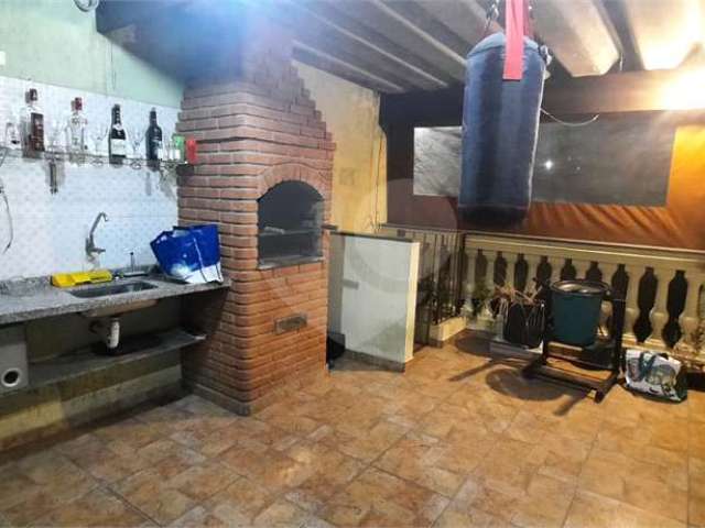 Casa com 3 quartos à venda em Vila Ema - SP