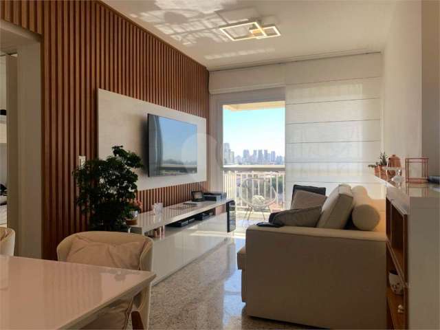 Apartamento Zona Sul com 62 m² Mobiliado