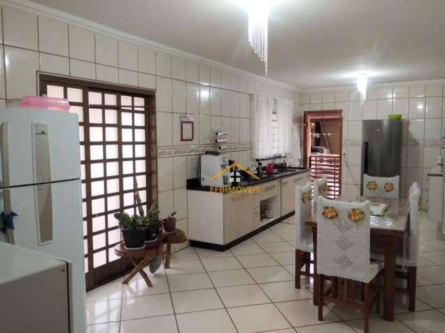 Casa com 3 dormitórios à venda, 217 m² por R$ 530. - Parque Residencial Klavin - Nova Odessa/SP