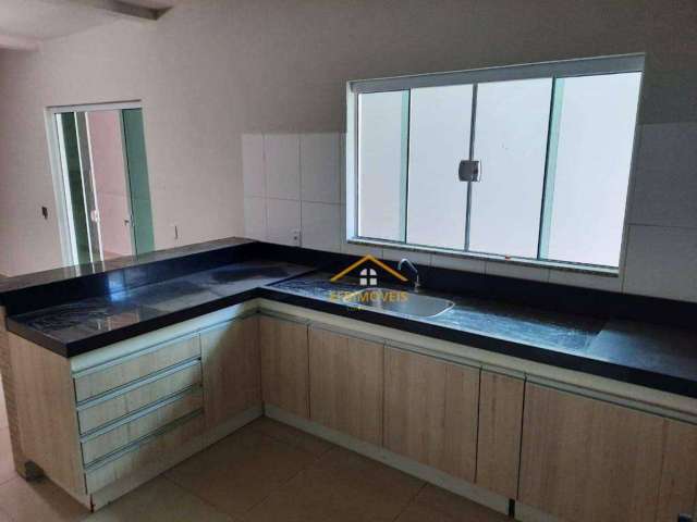 Casa com 2 dormitórios à venda, 125 m² por R$ 330.000 - Centro - Nova Odessa/SP