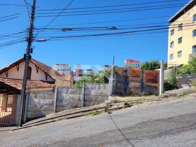 Lote no Bairro LP Pereira