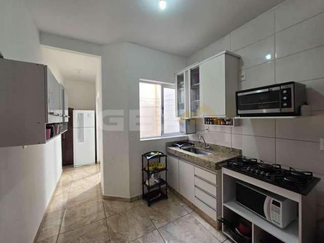 Apartamento com 02 Quarto sendo 01 suite no Centro