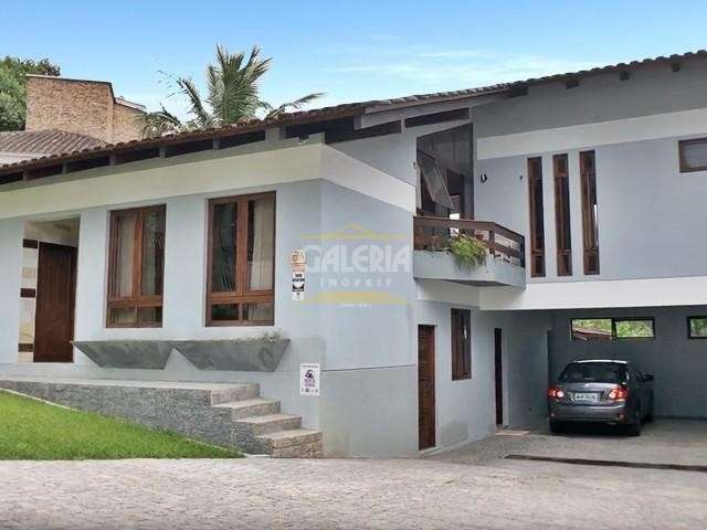 CASA no SAGUAÇÚ com 3 quartos para VENDA, 264 m²