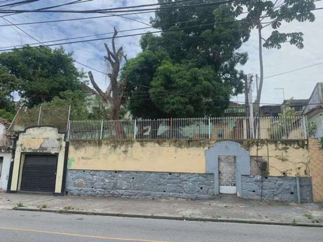 Casarão com garagem no Fonseca em Niterói