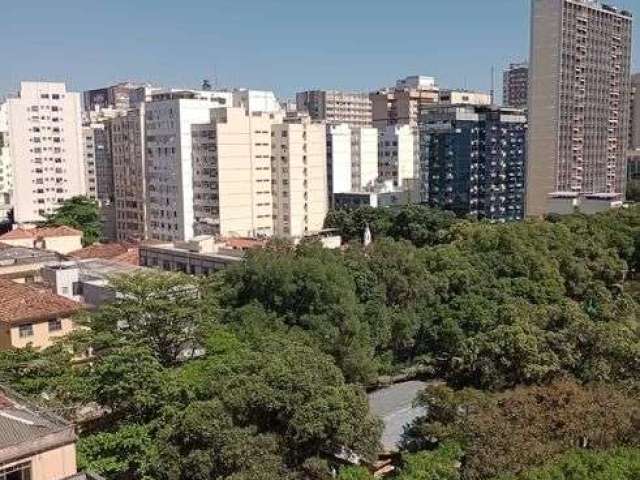 Ótimo apartamento na Rua Domingues de Sá 192 em Icaraí