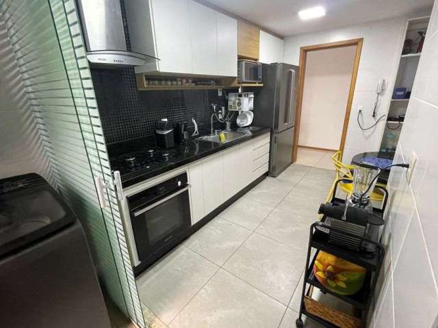 Excelente Apartamento no Condomínio Oasis em Camboinhas - Niterói.